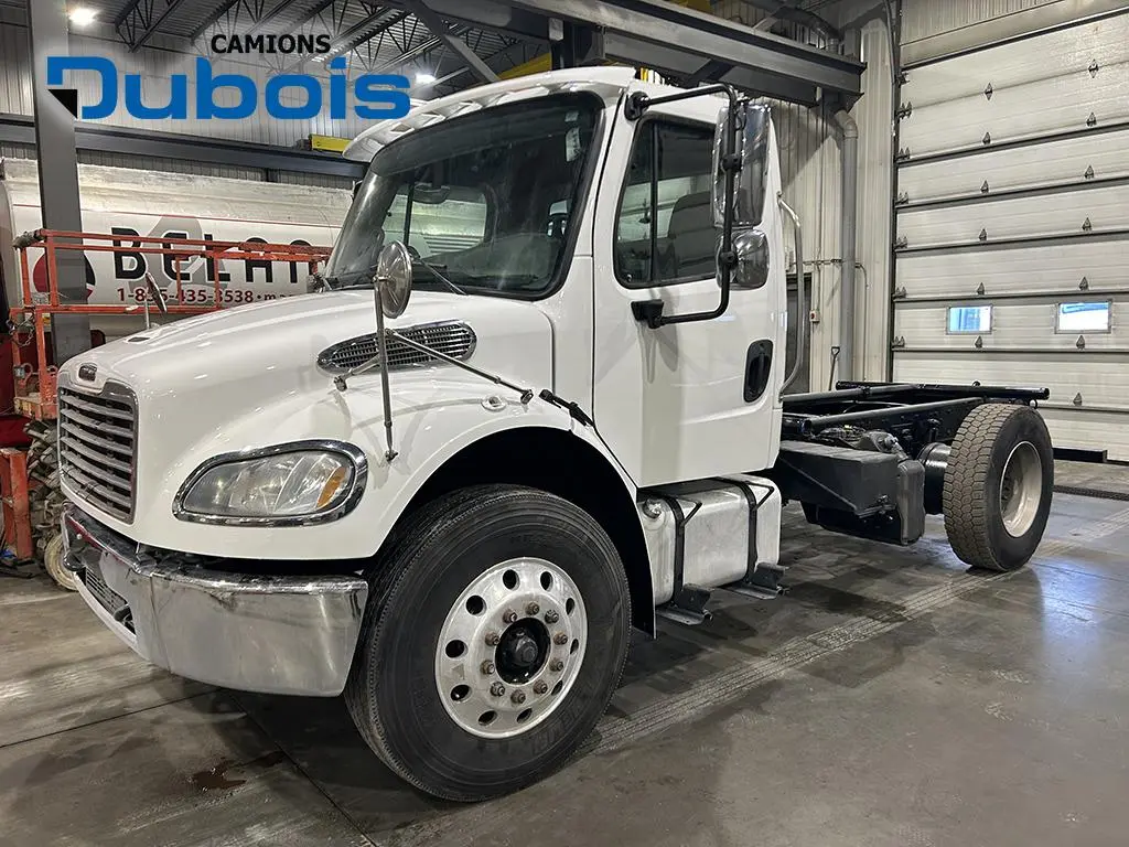 Freightliner M2-106 2018