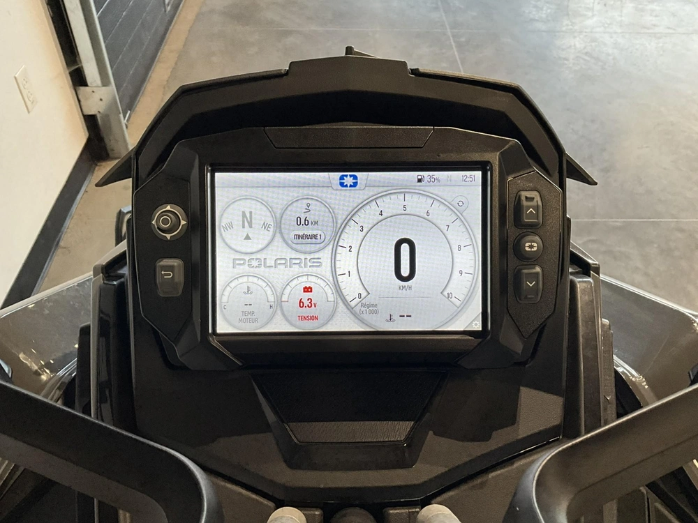 Polaris 850 Switchback Assault 146 2025 alt