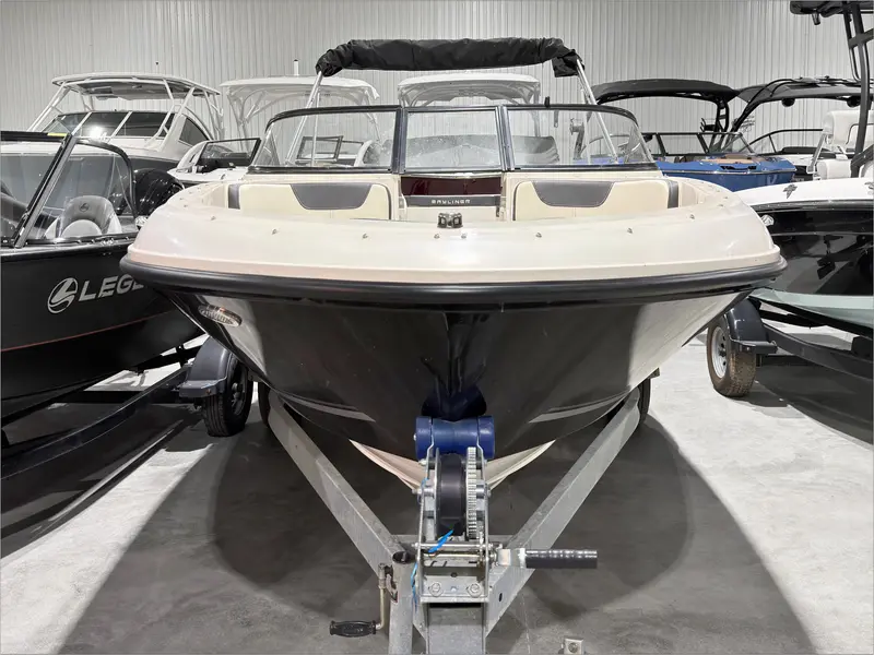 2021 Bayliner VR4