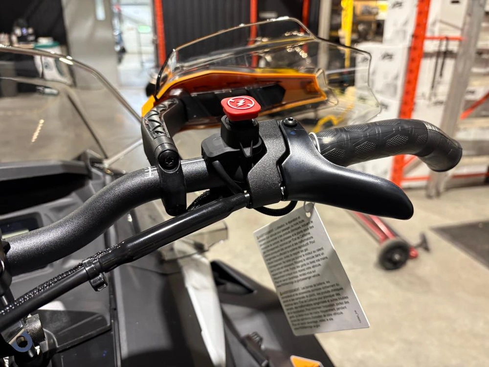 Ski-doo Backcountry Adrenaline (43'') 600r E-tec Storm 150 1.5'' E.s. 2026 alt