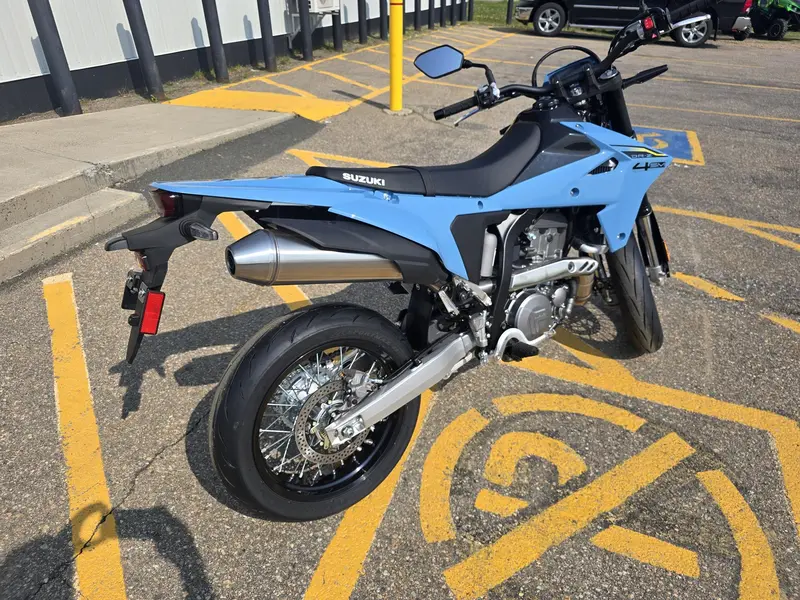 2025 Suzuki DR-Z4SM thumbnail 5