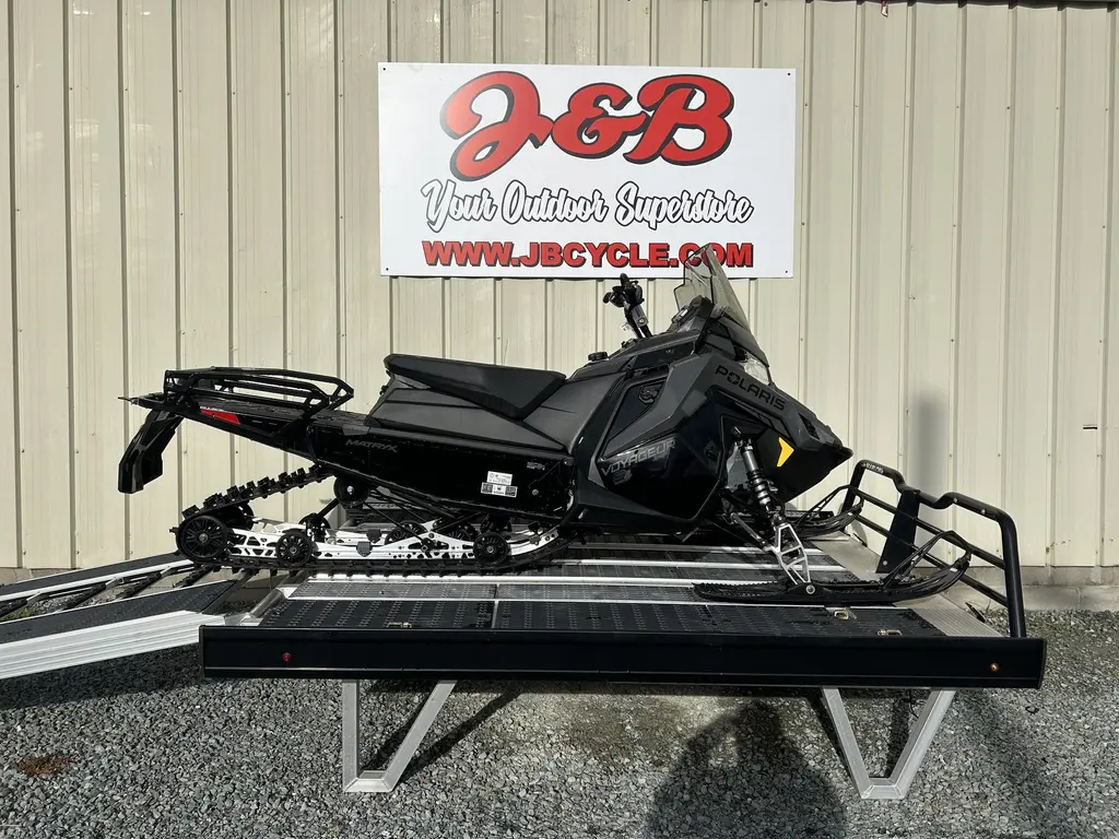2024 Polaris PROSTAR S4 VOYAGEUR 146 
