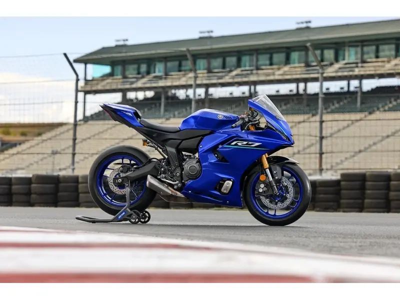 2026 Yamaha YZF-R7 PRE-COMMANDE