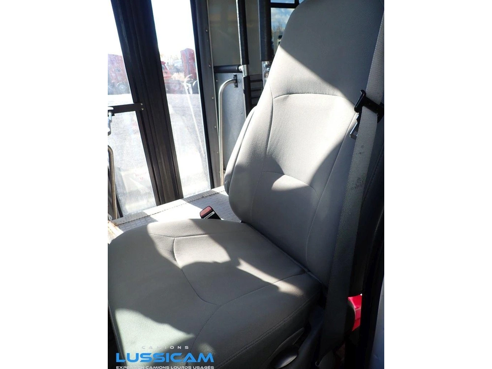 Ford E350 2005