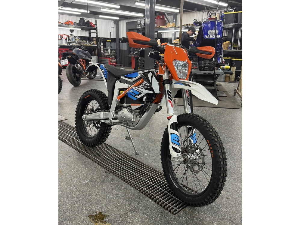 2023 Ktm Freeride E-xc alt