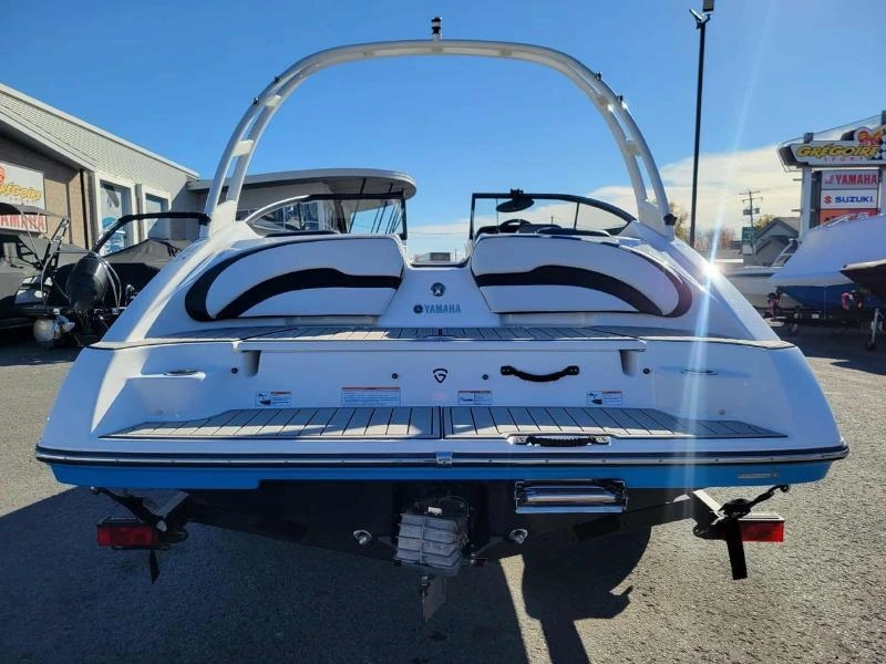 2021 Yamaha Ar195 alt