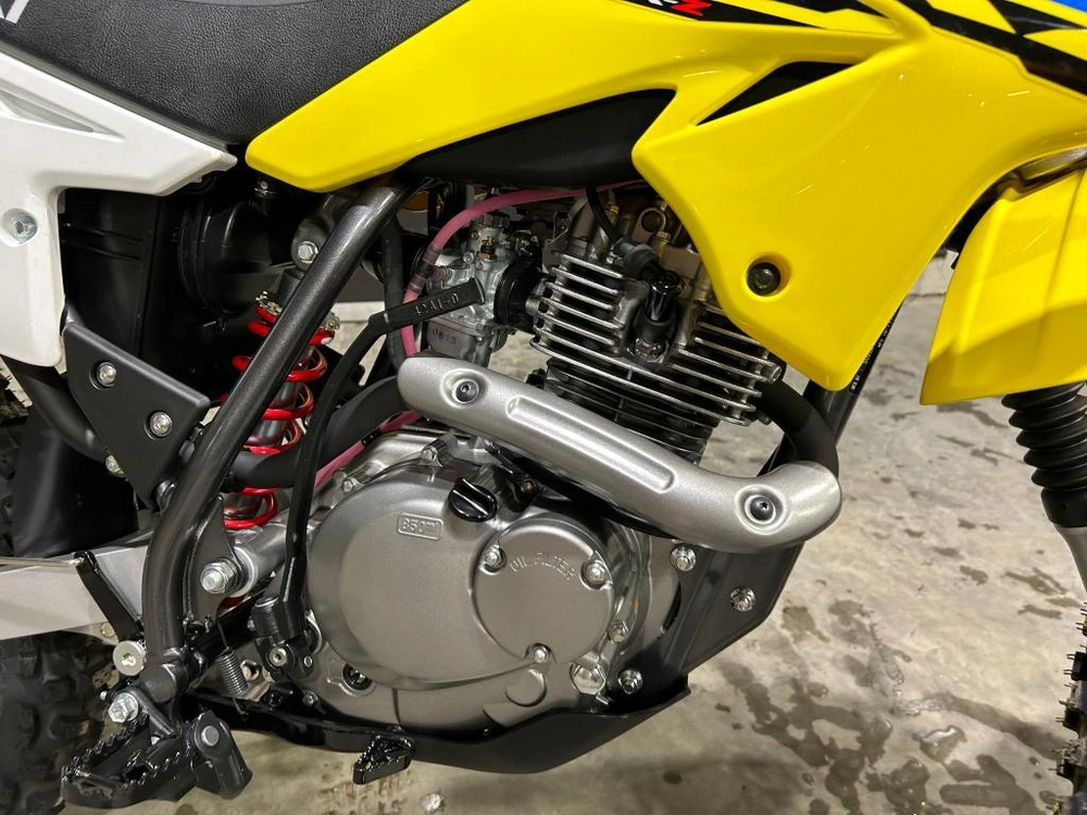Suzuki Dr-z125l 2025 alt