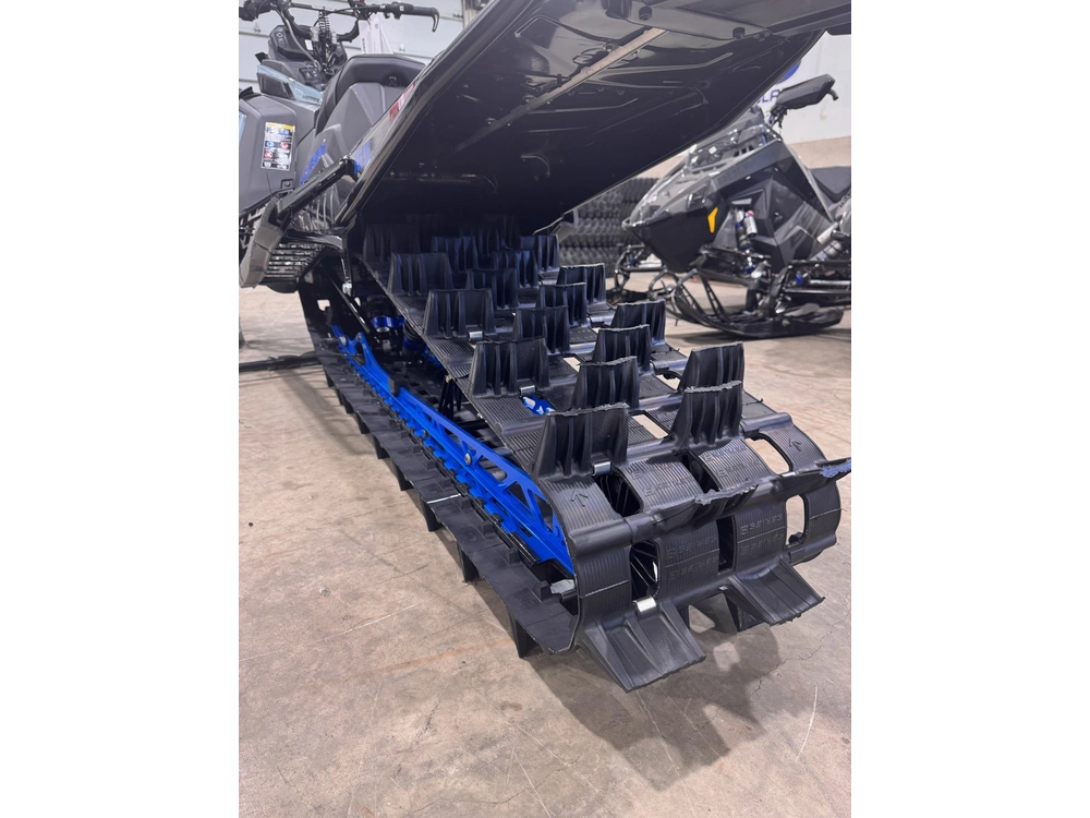 2026 Polaris Rmk Khaos 9r 165 alt