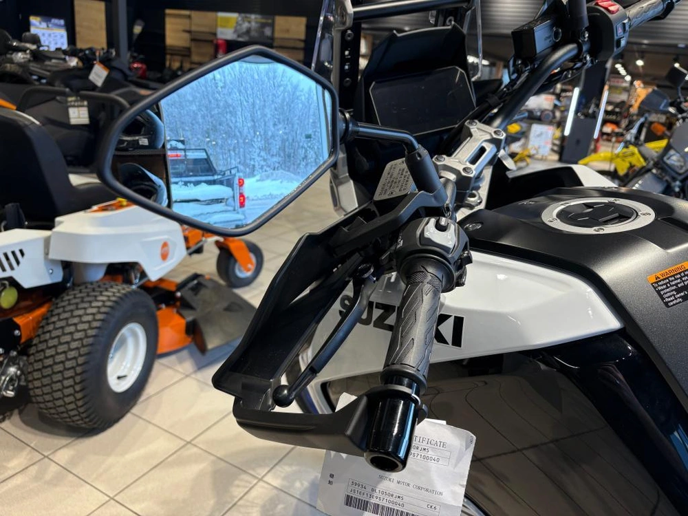 Suzuki V-strom 1050de 2025 alt