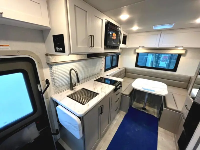 2026 Thor Echelon LC19