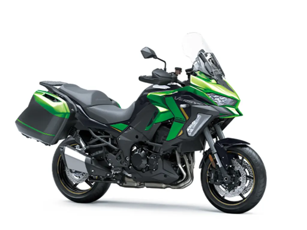 2026 Kawasaki Versys 1100 SE LT // Emerald Blazed Green/Metallic Diablo Black 