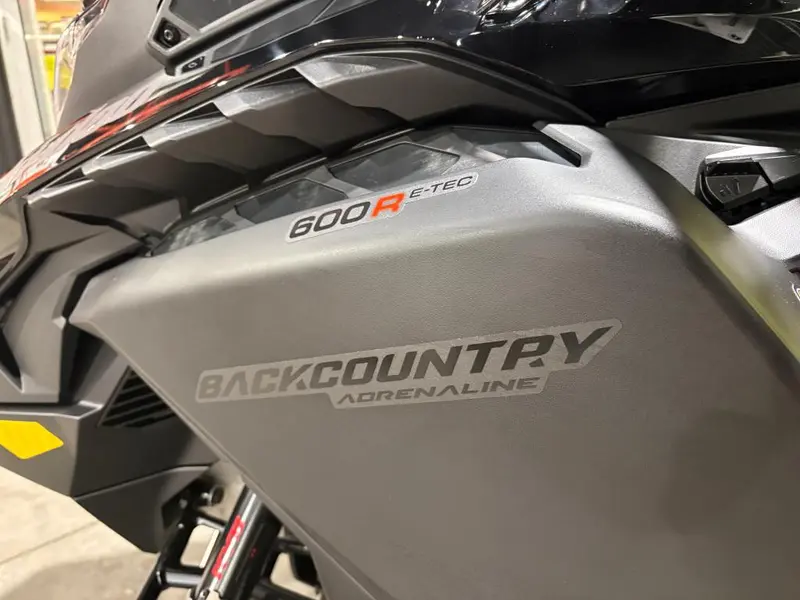 2026 Ski-Doo BACKCOUNTRY ADRENALINE (43'') 600R E-TEC Storm 150 1.5'' E.S.