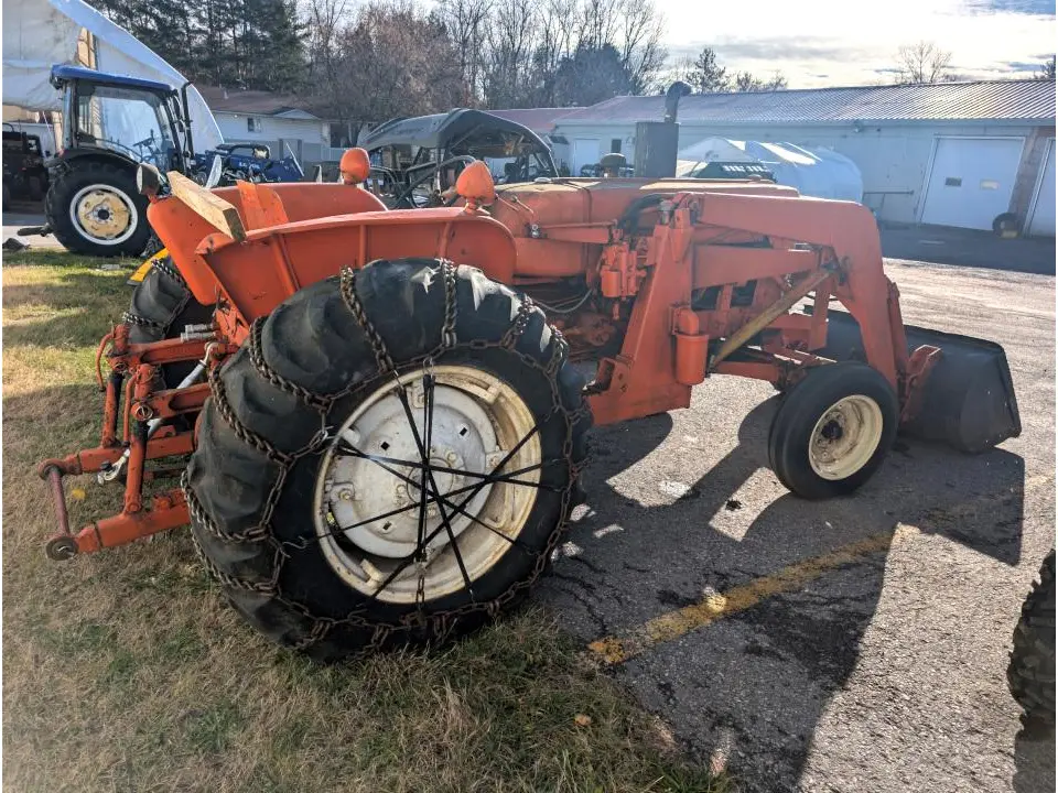 1965 Allis-Chalmers TRACTEUR 55HP