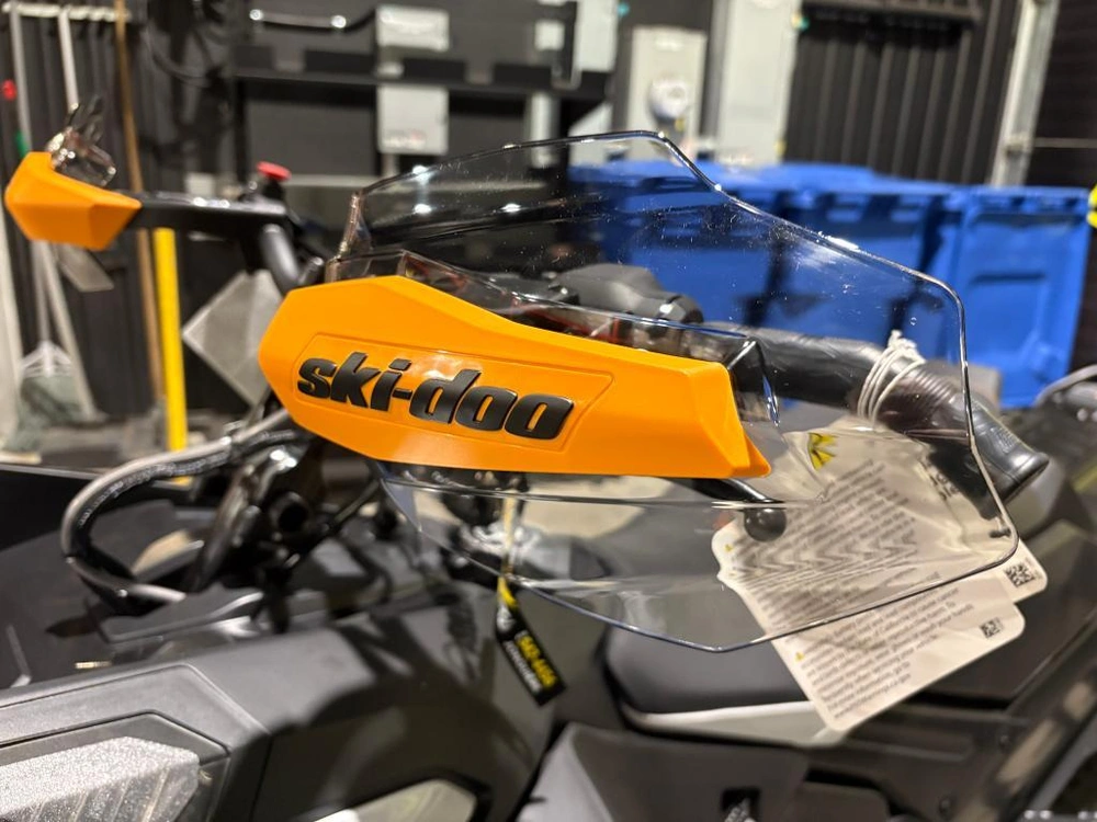 Ski-doo Backcountry Adrenaline (43'') 850 E-tec Storm 150 1.5'' E.s. 2026 alt