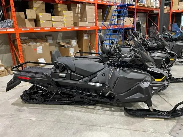 2026 Ski-Doo SKANDIC LE 20'' 600 ACE Silent Cobra 1.5'' E.S.