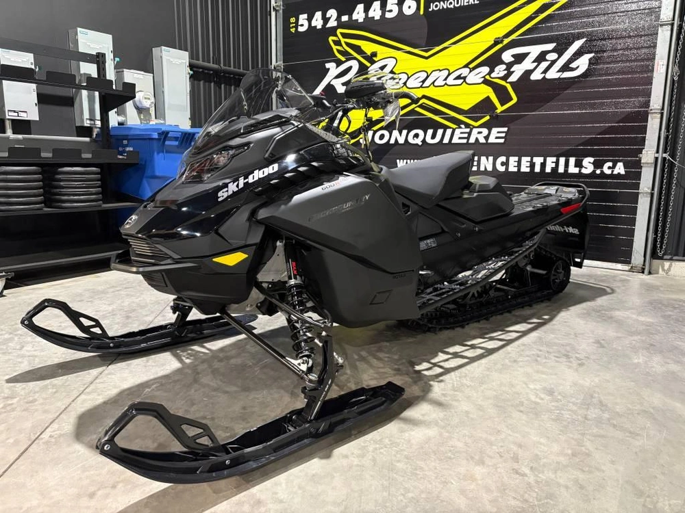 Ski-doo Backcountry Adrenaline (43'') 600r E-tec Storm 150 1.5'' E.s. 2026 alt