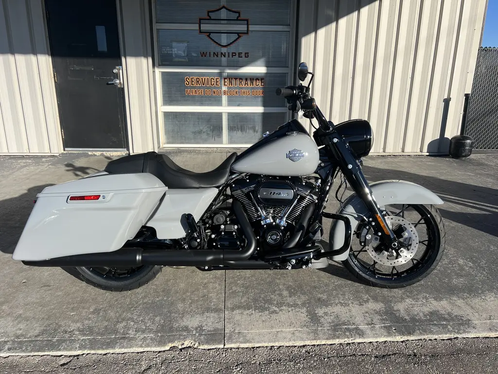 2025 Harley-Davidson ROAD KING SPECIAL 