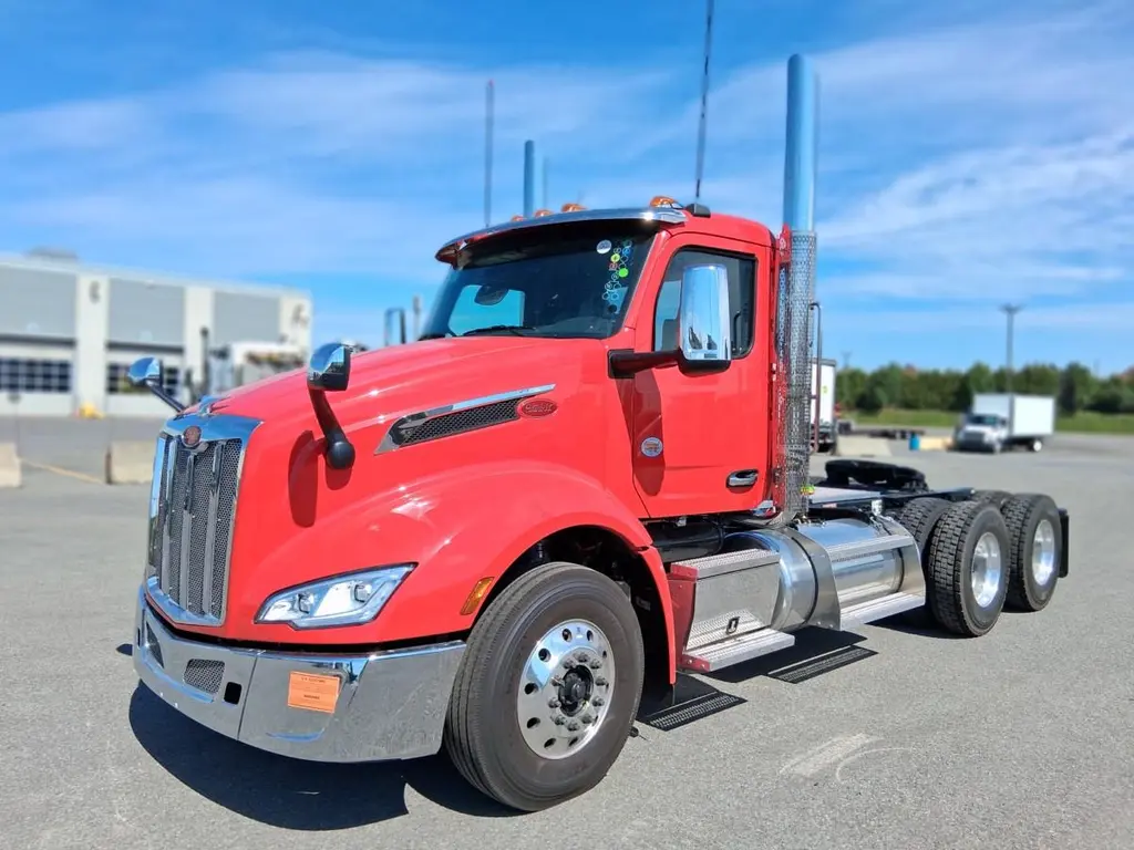 2026 Peterbilt 579 
