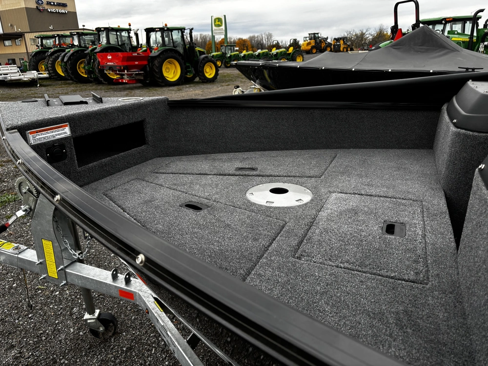 2025 Princecraft Holiday® 162 Ws Max alt