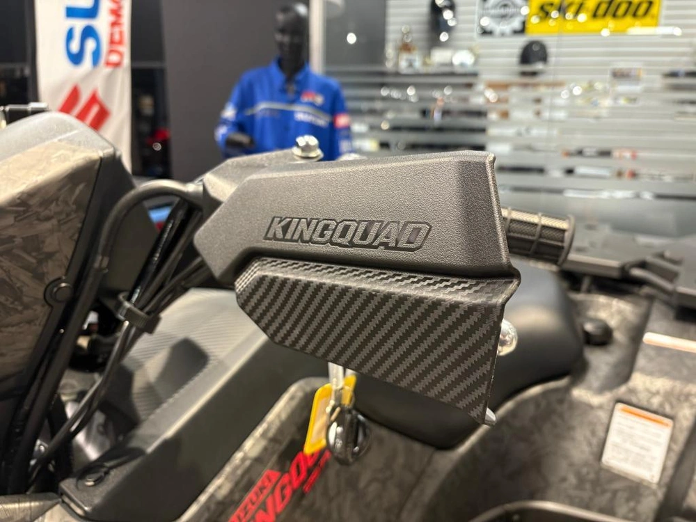 Suzuki Lt-a500xpzsm5 Carbone 2025 alt