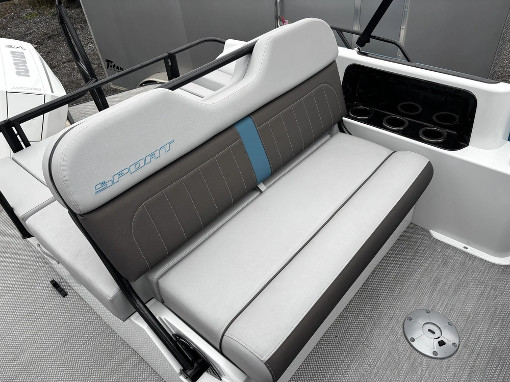 2024 Princecraft Vogue 23 Rl Sport alt