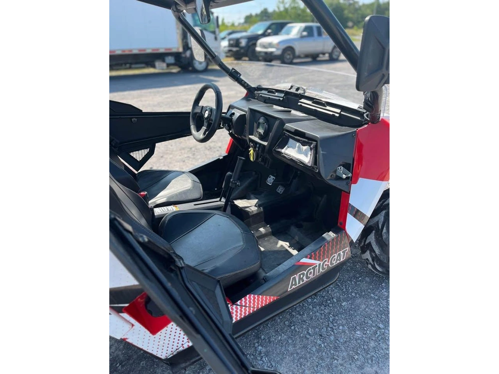 Arctic Cat Wildcat Trail Ltd 2015 alt