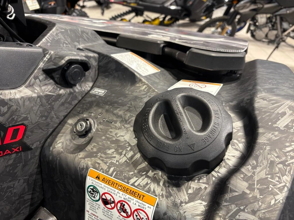 Suzuki Lt-a500xpzsm5 Carbone 2025 alt