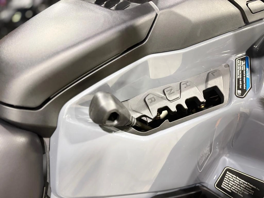 Can-am Outlander Max 6x6 Dps 700 2026 alt