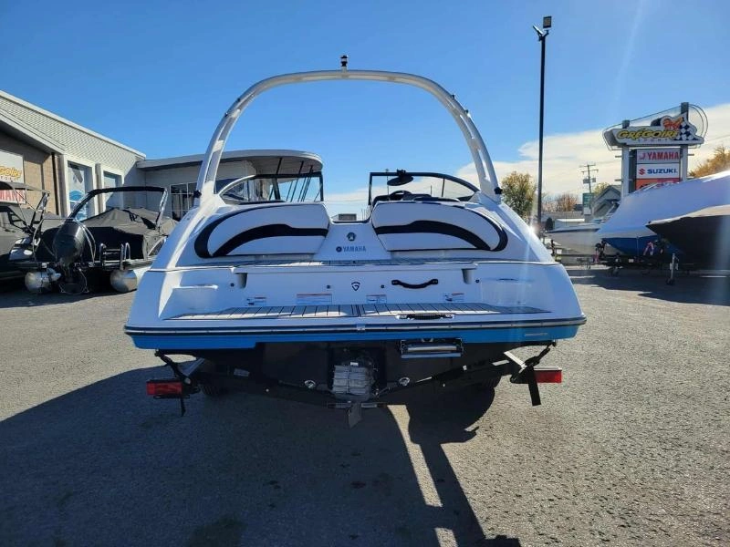 2021 Yamaha Ar195 alt