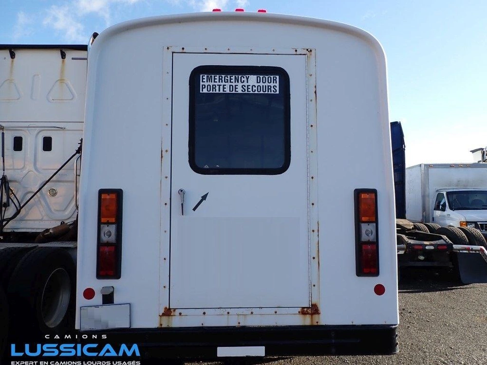 Ford E350 2005