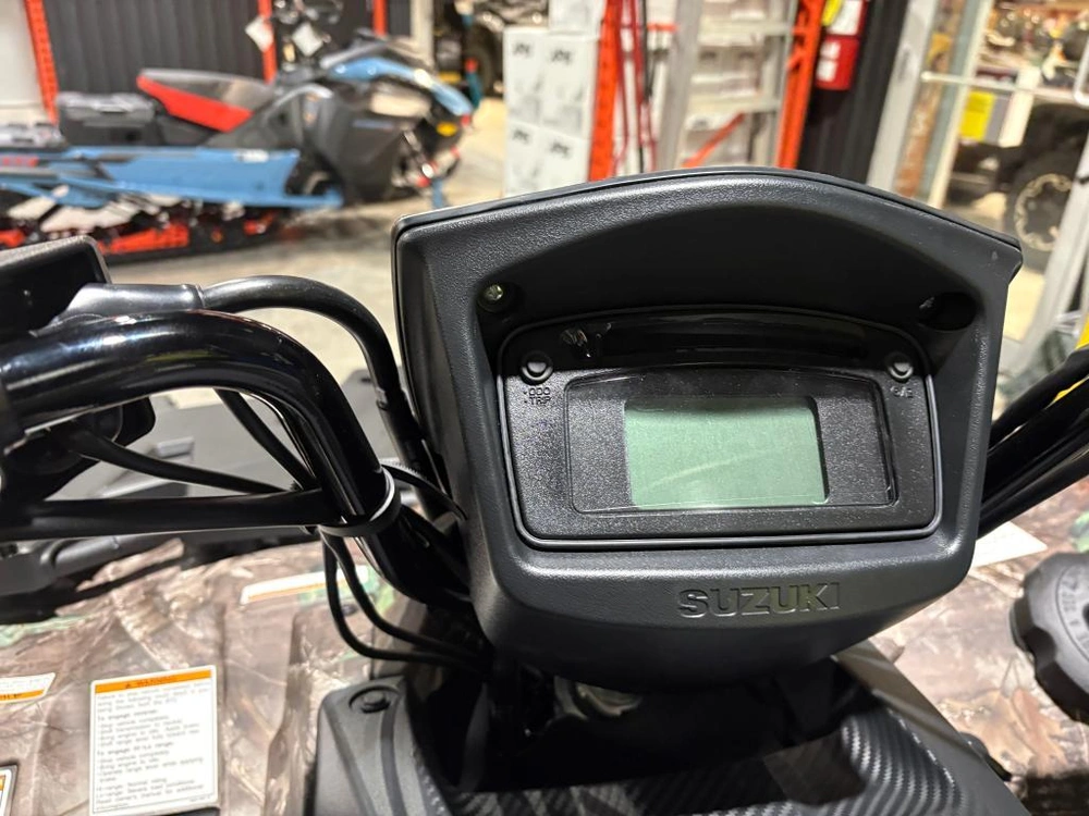 Suzuki Lt-a500xpz Camo 2025 alt