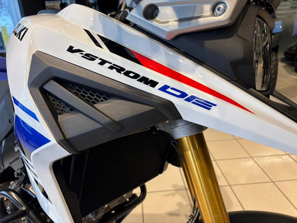 Suzuki V-strom 1050de 2025 alt