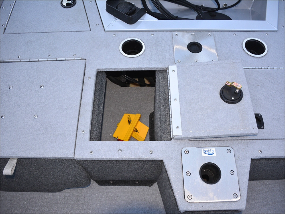 2026 Smoker-craft Ultima 182 Dc alt