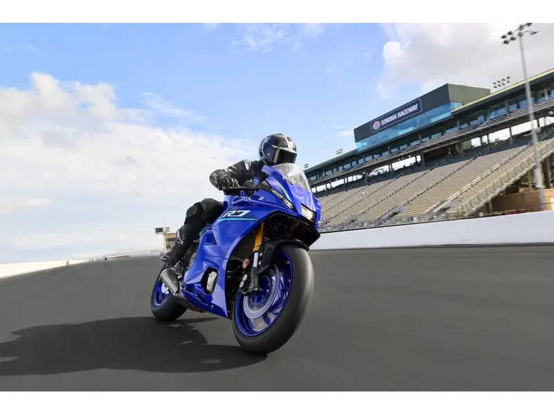 2026 Yamaha YZF-R7 PRE-COMMANDE