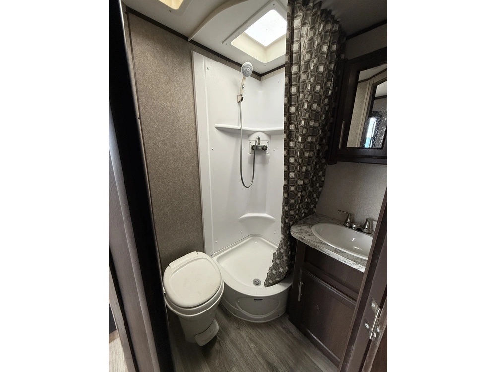 2018 Jayco 16xrb Hybride alt