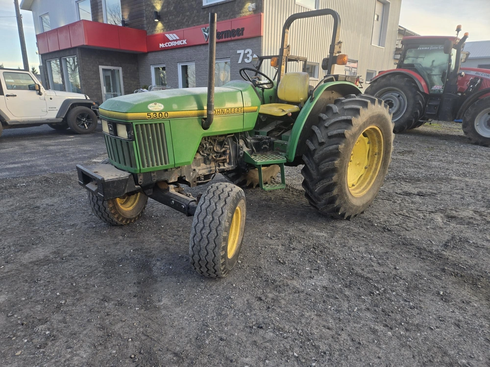 John Deere 5300 1996 alt