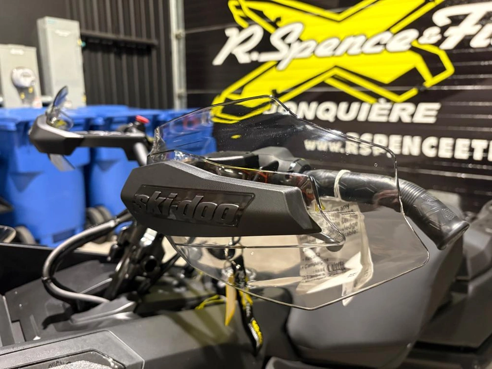 Ski-doo Backcountry Adrenaline (43'') 600r E-tec Storm 150 1.5'' E.s. 2026 alt