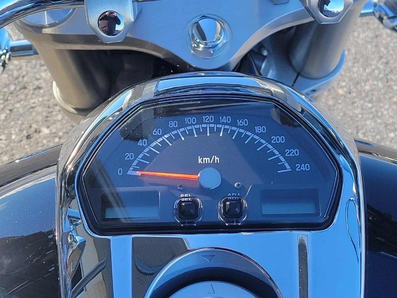 Suzuki Boulevard M109r 2025 alt