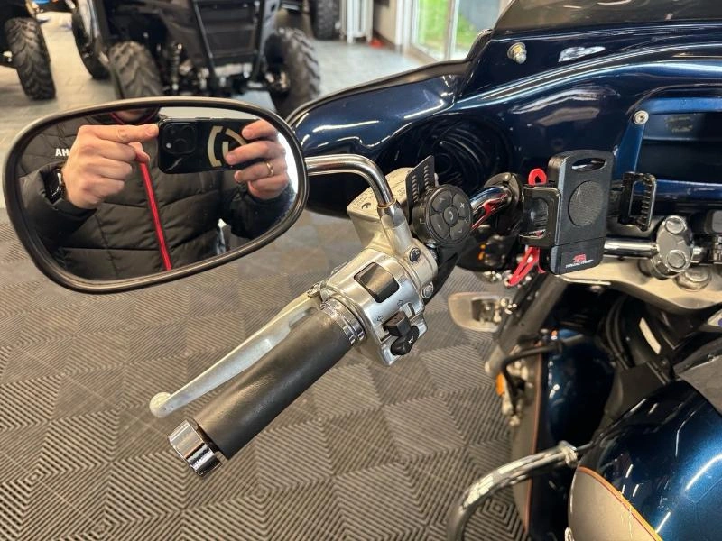 Kawasaki Vulcan 1600 Nomad 2005 alt