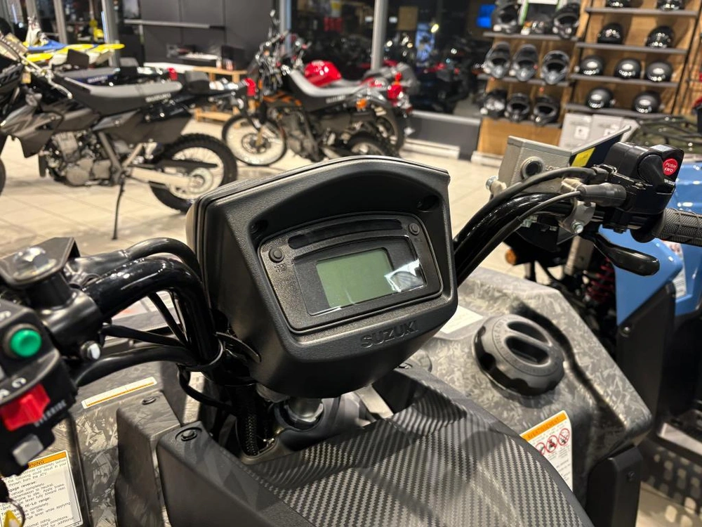 Suzuki Lt-a500xpzsm5 Carbone 2025 alt