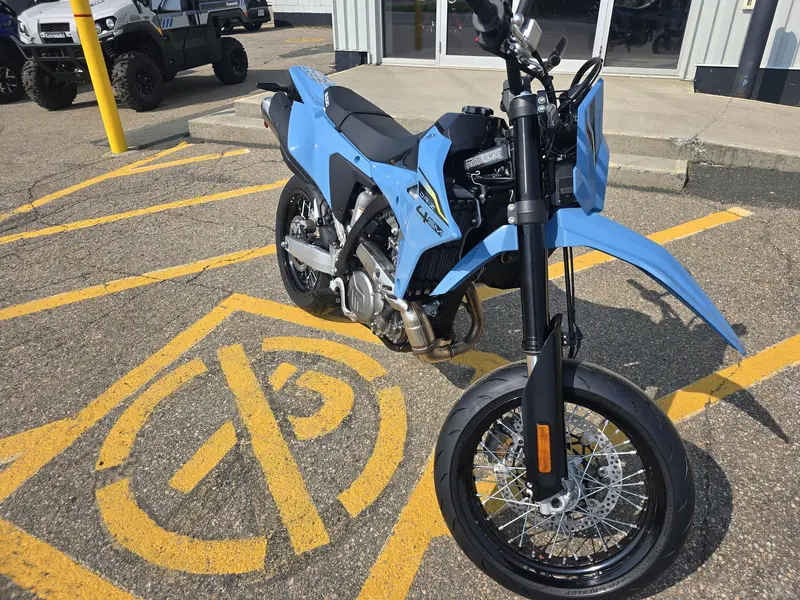2025 Suzuki DR-Z4SM thumbnail 11