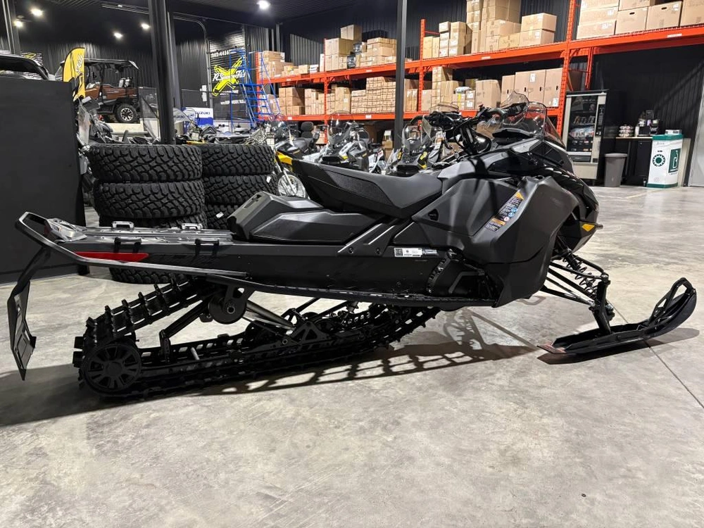 Ski-doo Backcountry Adrenaline (43'') 600r E-tec Storm 150 1.5'' E.s. 2026 alt