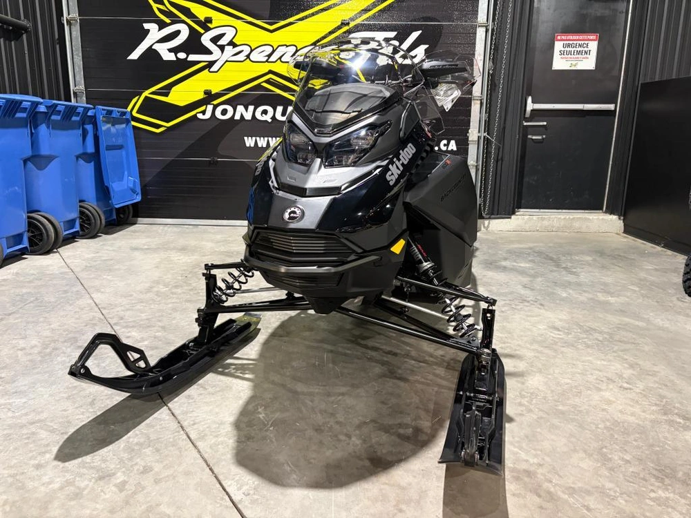 Ski-doo Backcountry Adrenaline (43'') 600r E-tec Storm 150 1.5'' E.s. 2026 alt