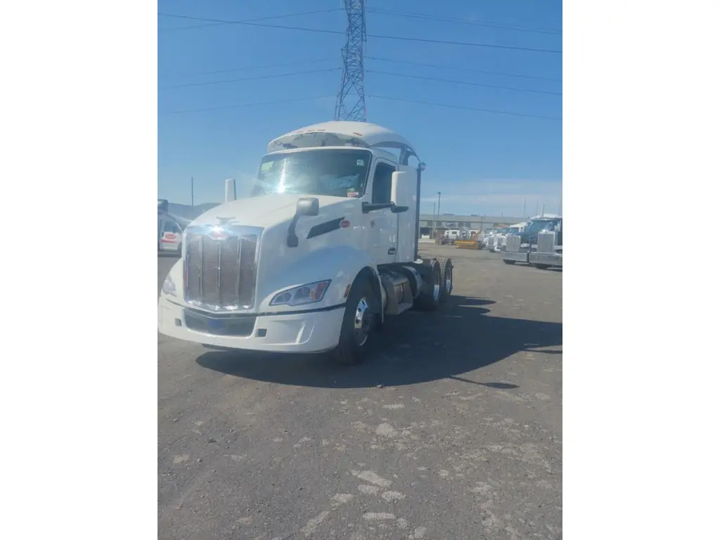 2026 Peterbilt 579 