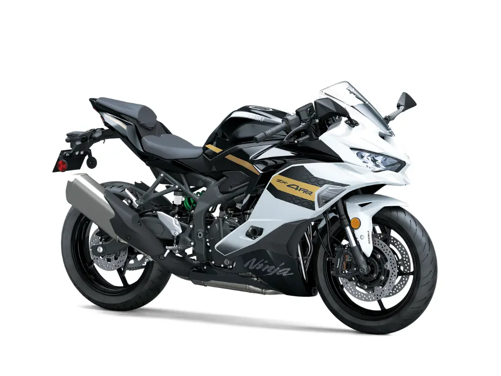 2026 Kawasaki Ninja ZX-4RR // Pearl Robotic White/Metallic Spark Black 