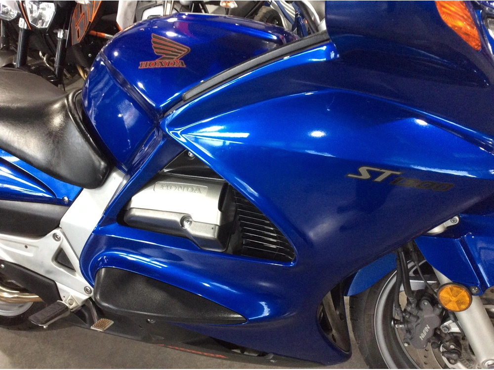 Honda St1300 2008 alt