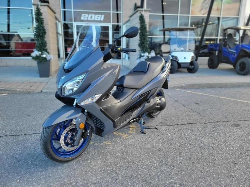 Suzuki Burgman 400 2025 alt