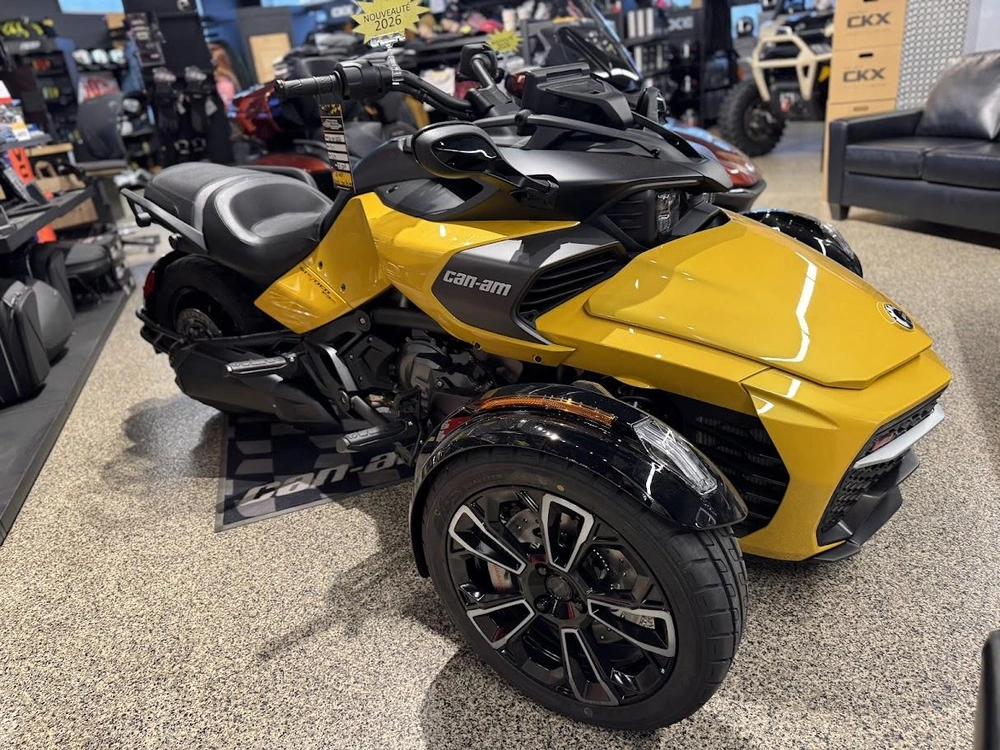 Can-am F3-s 2026 alt