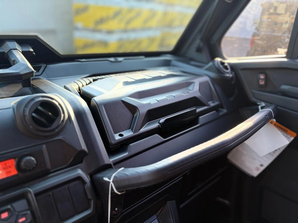 Can-am Defender Max Limited Cab Hd10 2025 alt