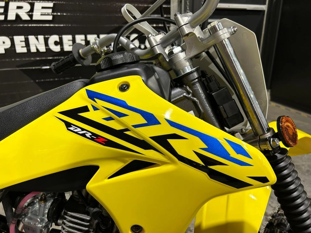 Suzuki Dr-z125l 2025 alt